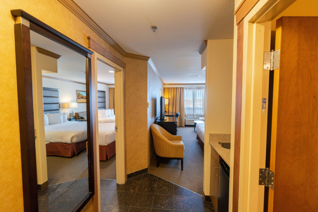 family-suite-camrose-resort-casino